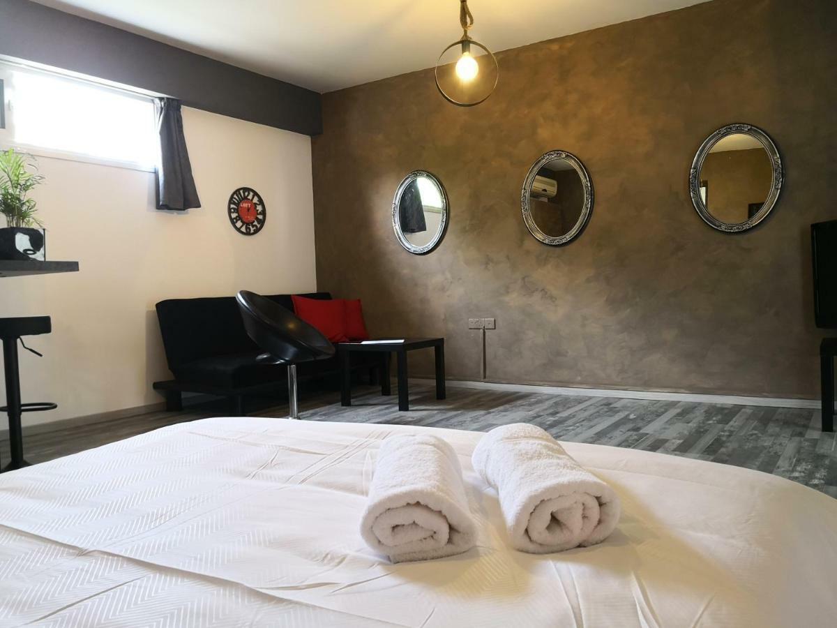 The Room Larnaca Eksteriør billede